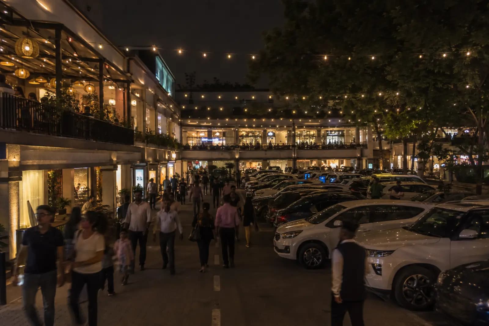 hni galleria market gurugram — Global Info Edge